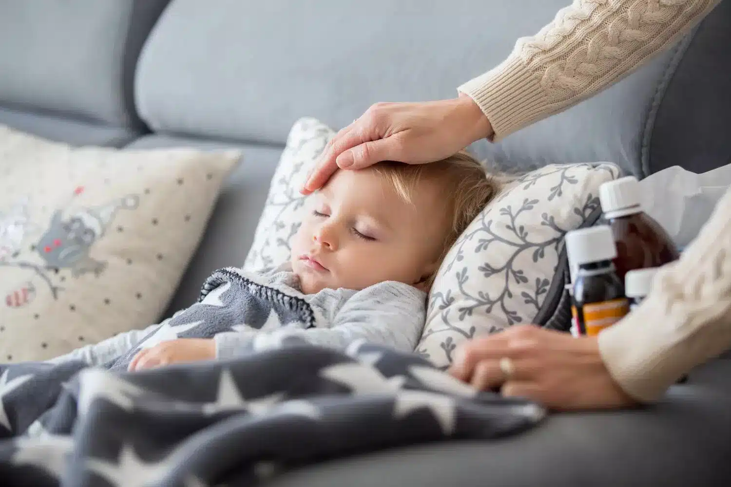 Des techniques pour soulager la toux de bébé la nuit