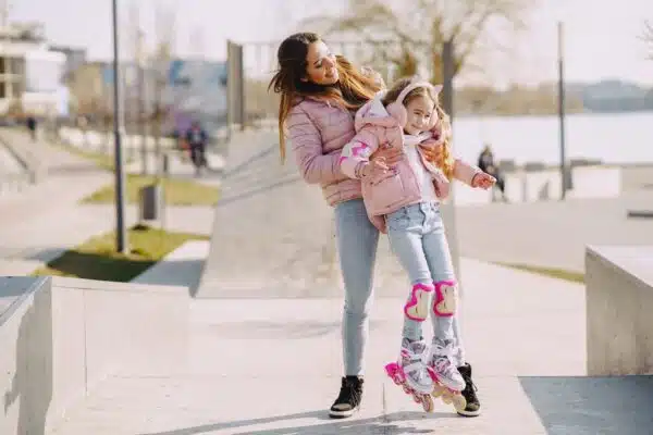 Les multiples bienfaits du sport pour les mamans devenir plus forte pour mieux s’occuper de sa famille