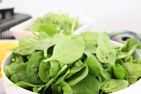 Conseils pour maintenir une alimentation équilibrée pendant la grossesse