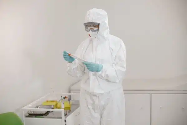 Prévention, symptômes et traitements des maladies infectieuses : tout ce que vous devez savoir