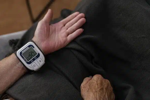 Comprendre et maîtriser l’hypertension artérielle grâce aux traitements efficaces