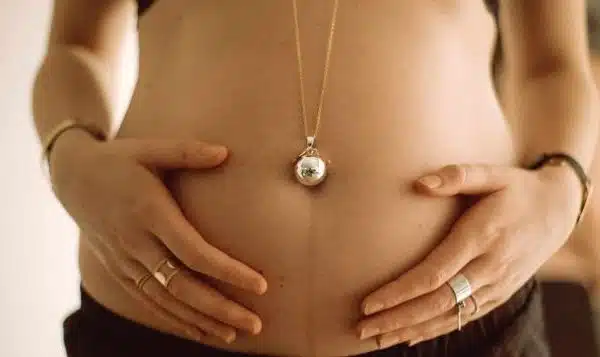 Les aliments à bannir pendant la grossesse pour préserver la santé de maman et de bébé