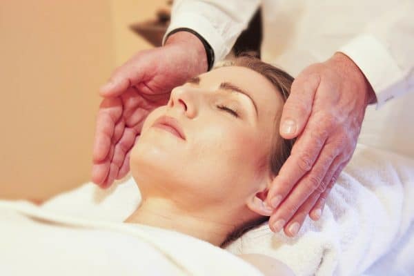 Que savoir sur le métier de praticien pour le massage bien-être ?